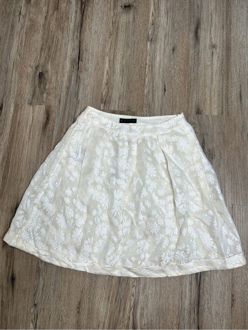 Burberry White Floral Jacquard Silk Blend Mini Skirt NWT